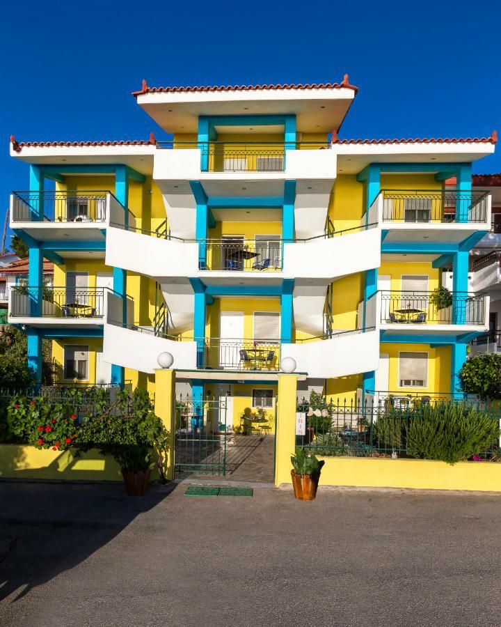 Iris Apartments Chrani Exterior foto